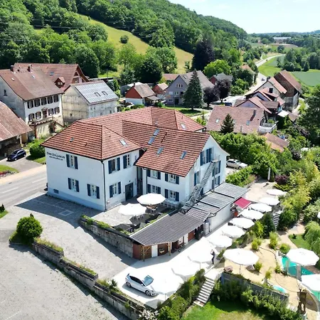 Zollhaus Newton Nahe Der Schweiz In